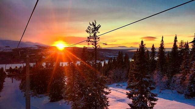 winter time sunrise