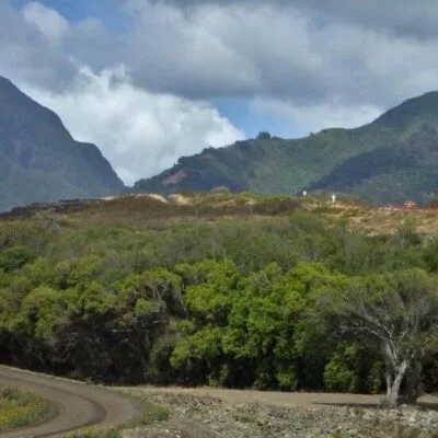 Halekiʻi-Pihana Heiau State Monument