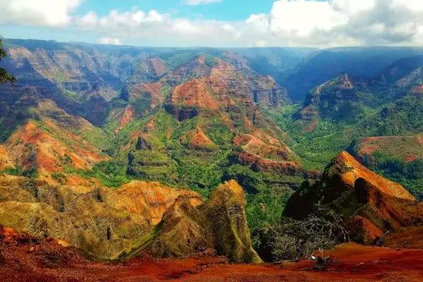 colorful canyons in a state park in hawaii