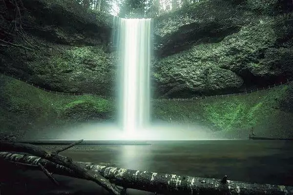 waterfall at silver falls state park in oregon