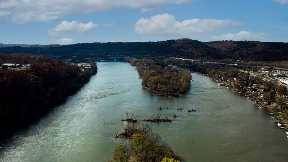 Aerial view of Allegheny Island State Park