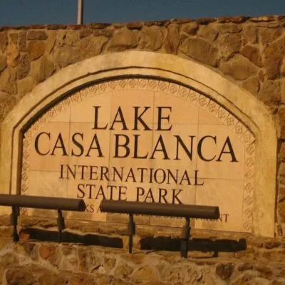 Lake Casa Blanca International State Park