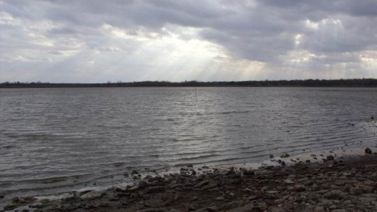 stone beach in the Nail Creek Unit of Lake Somerville State Park