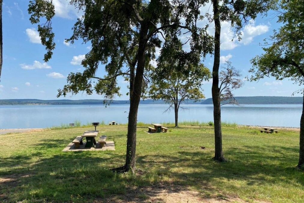 Sequoyah Bay State Park 1 picnic tables by the water at Sequoyah Bay State Park