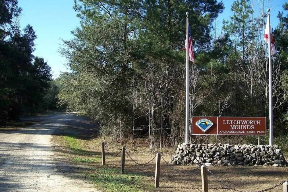 Entrance to Letchworth-Love Mounds Archaeological State Park.