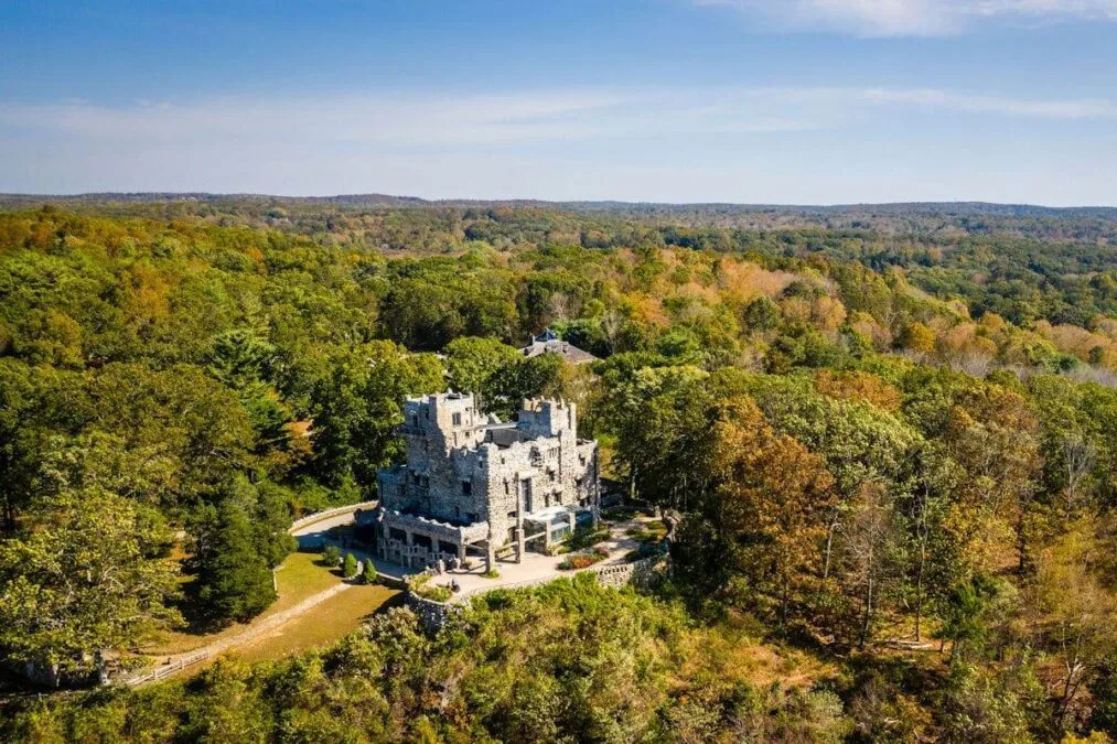 Gillette Castle State Park wedding venue