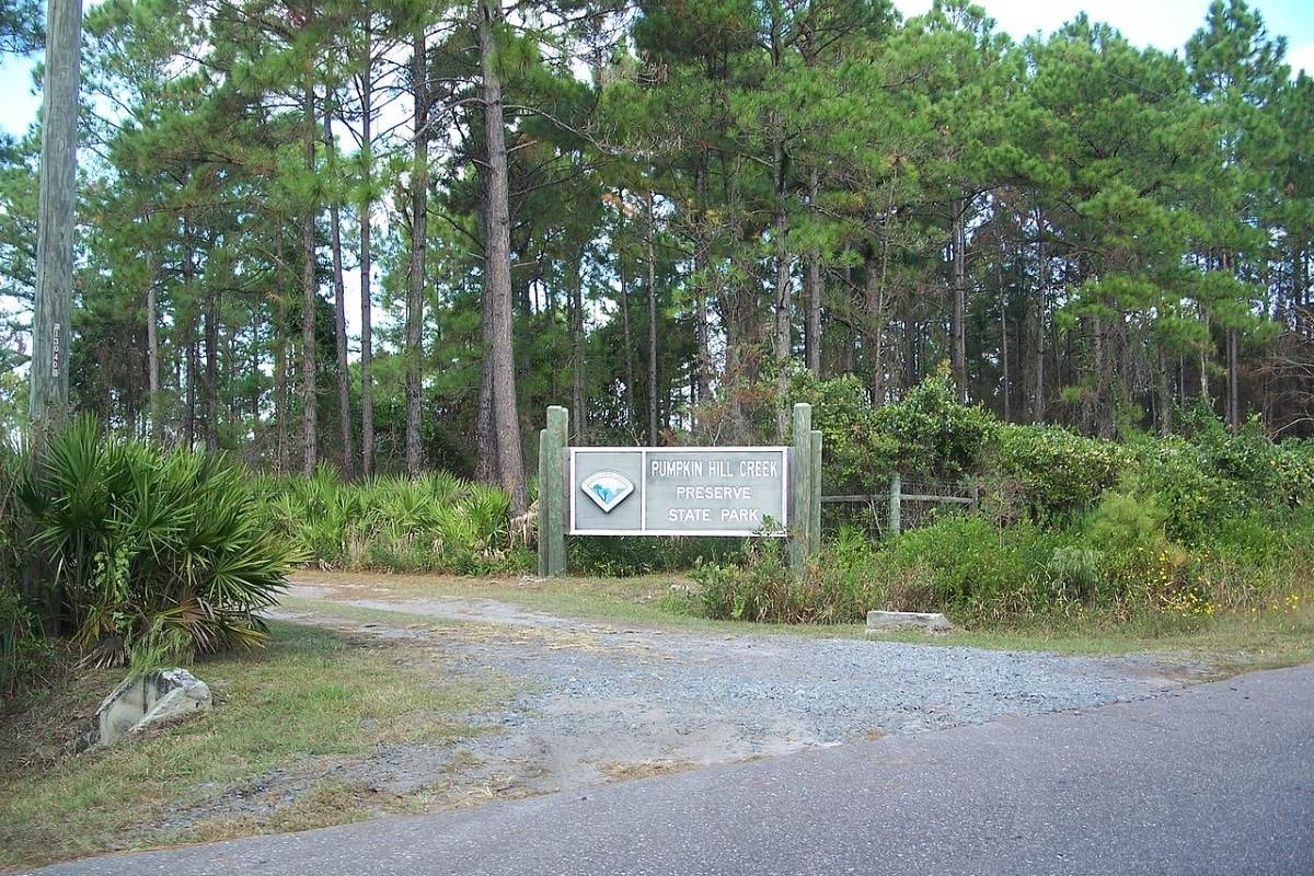 Entrance to Pumpkin Hill Creek Preserve State Park