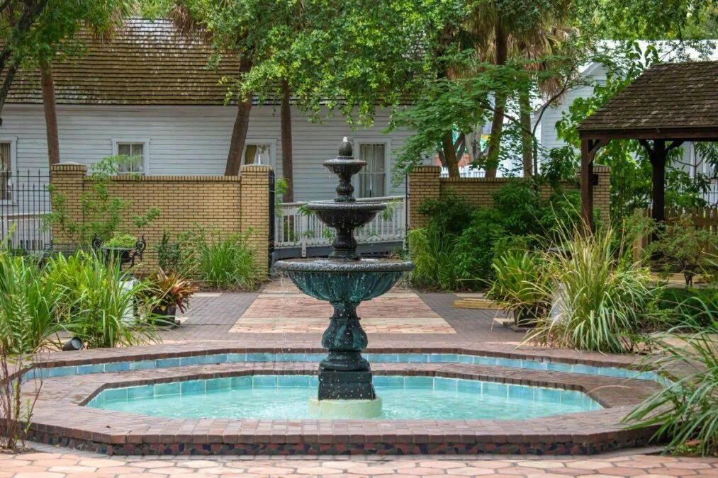Water fountain in a courtyard at Ybor City Museum State Park