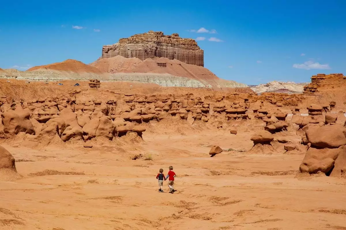children hiking at Goblin Valley State Park