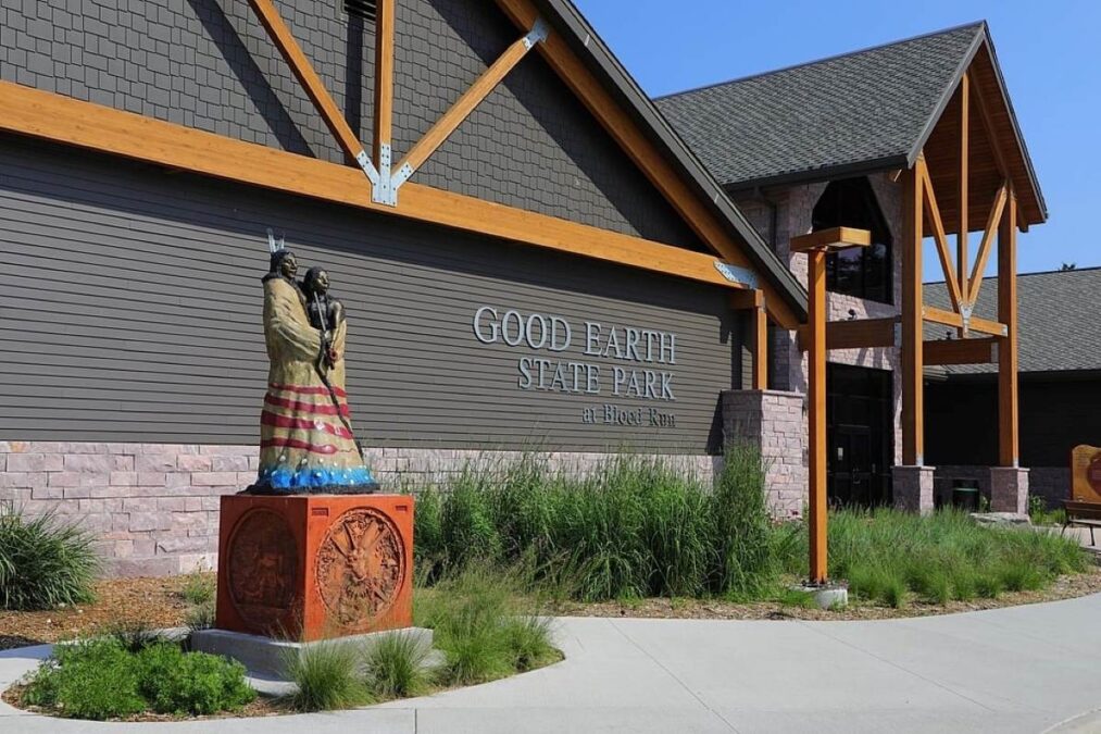 Visitor Center at Good Earth State Park