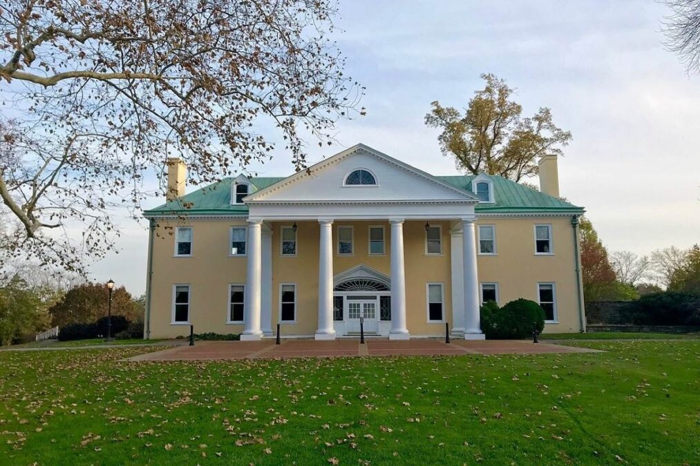 Bellevue Hall at Bellevue State Park, a replica of Montpelier