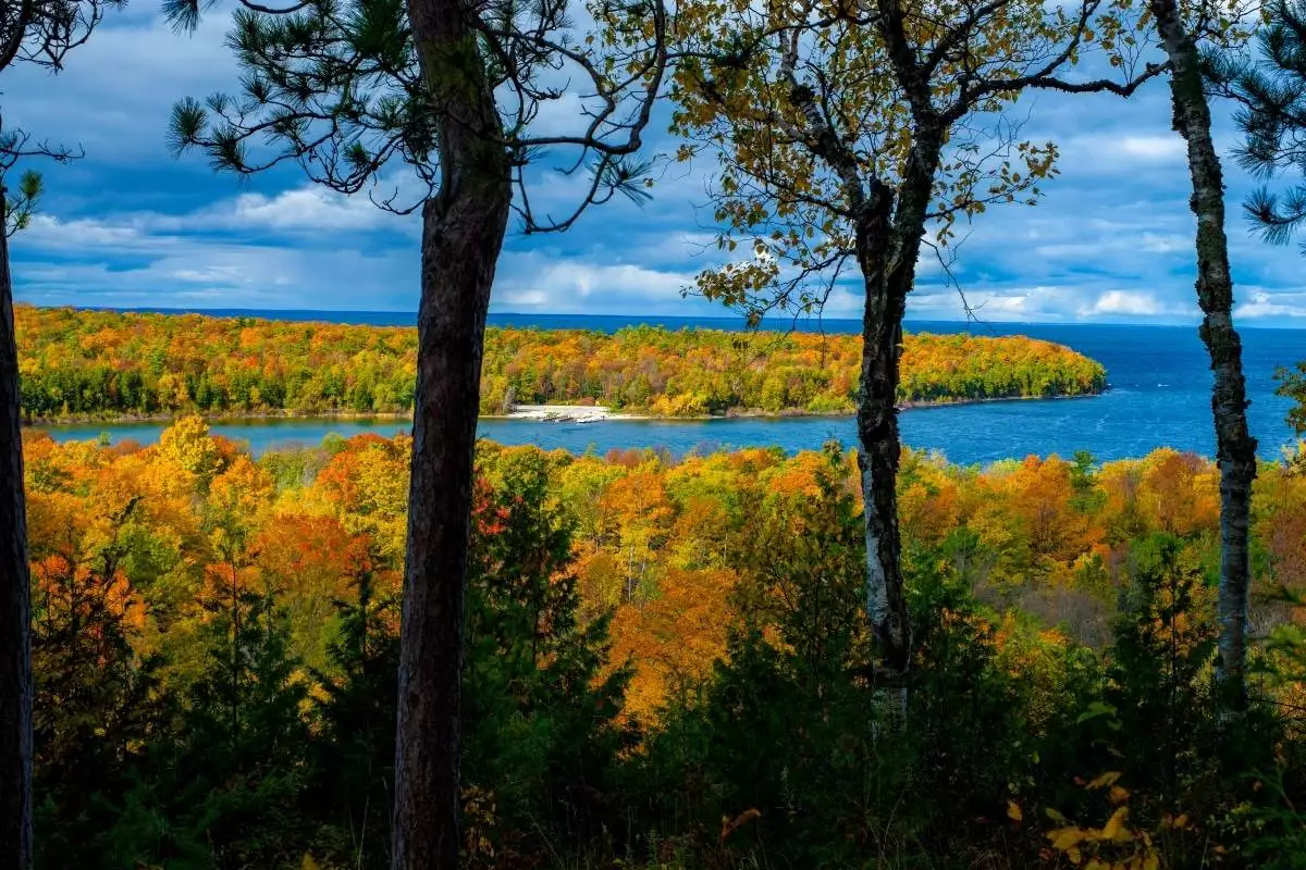 an overlook at Peninsula State Park during autumn