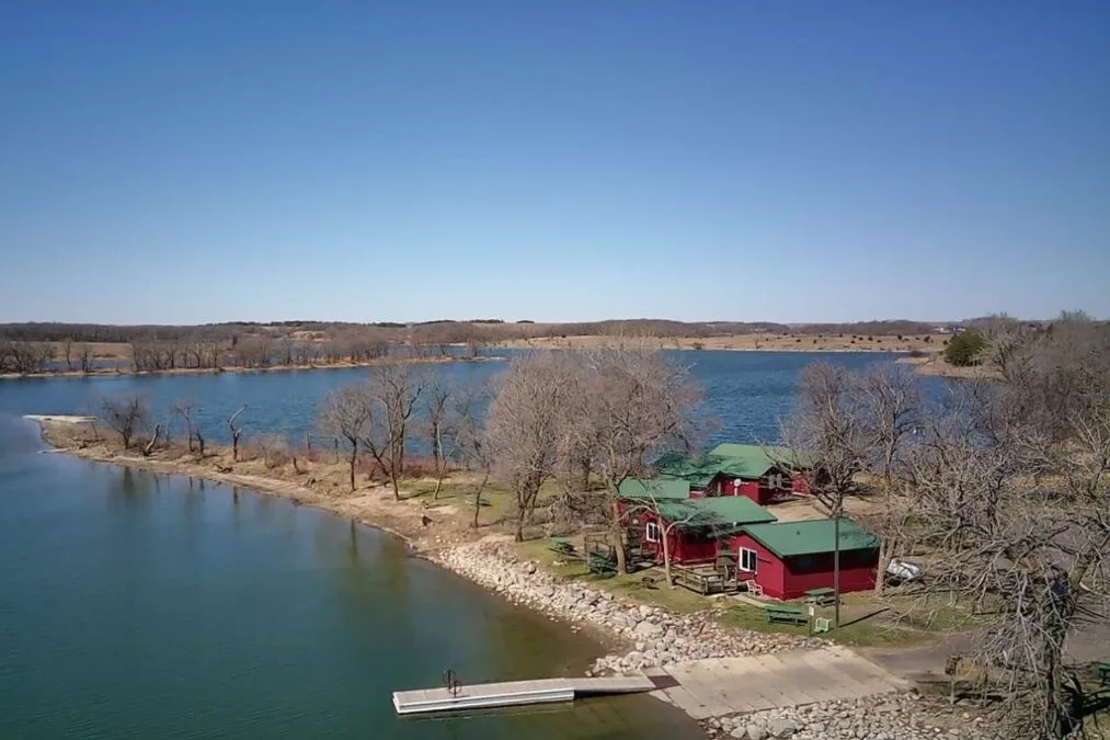 Cabins on the edge of the lake at Roy Lake State Park