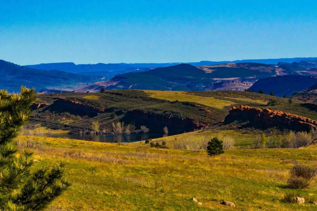 rolling landscape at a state park near cheyenne wyoming