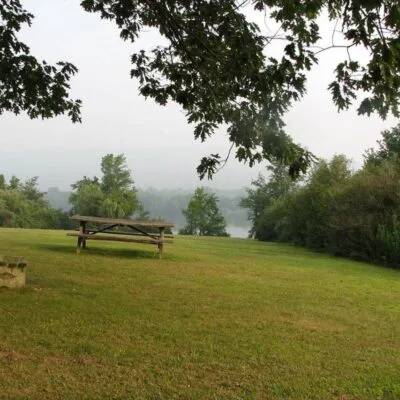Memorial Lake State Park
