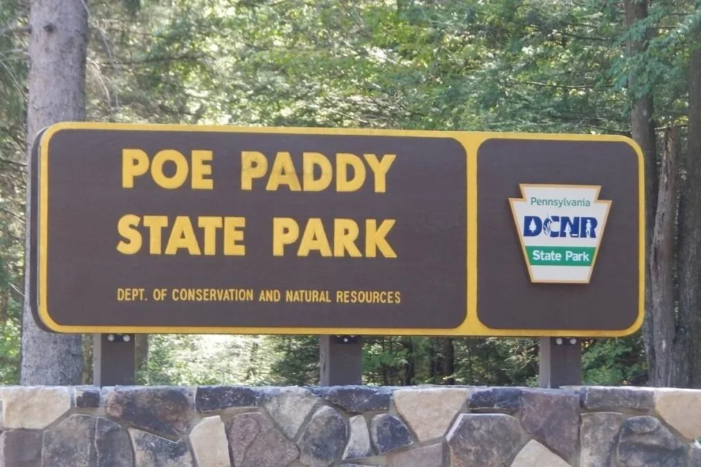 Poe Paddy State Park 98 Entrance sign at Poe Paddy State Park