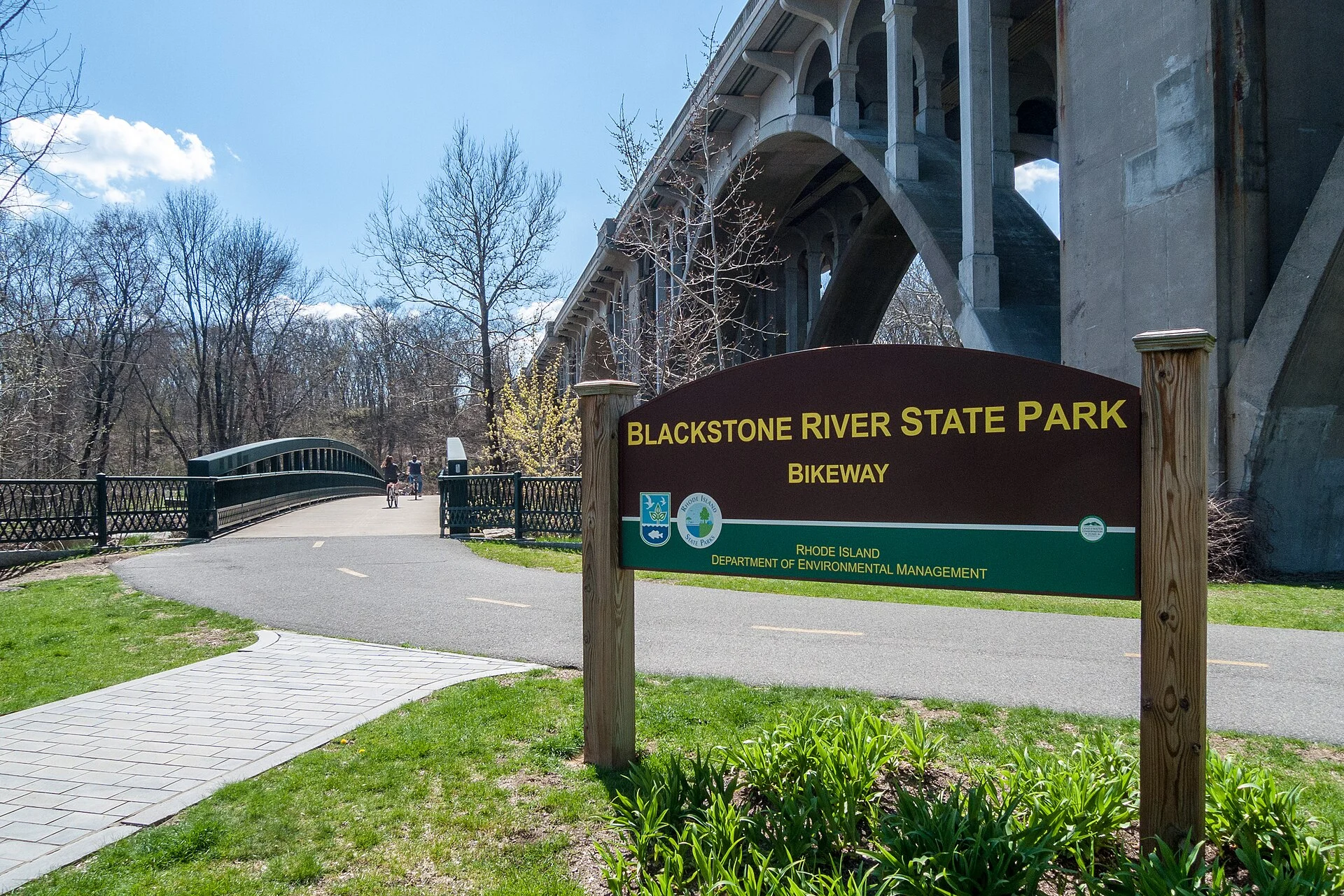 Blackstone River Bikeway State Park