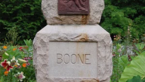 Boone’s Cave Park