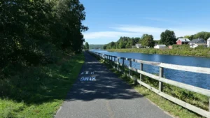 Canalside Rail Trail