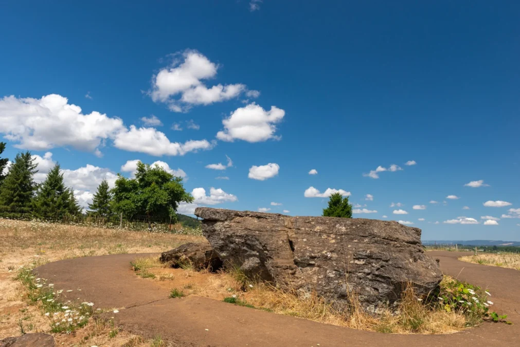 Erratic Rock State Natural Site (Oregon)