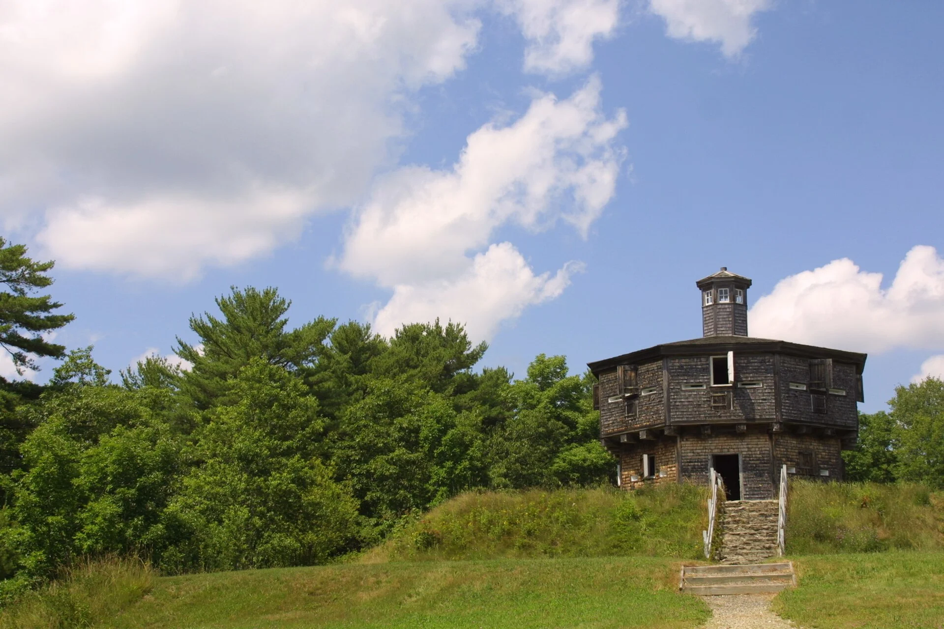 Fort Edgecomb State Historic Site