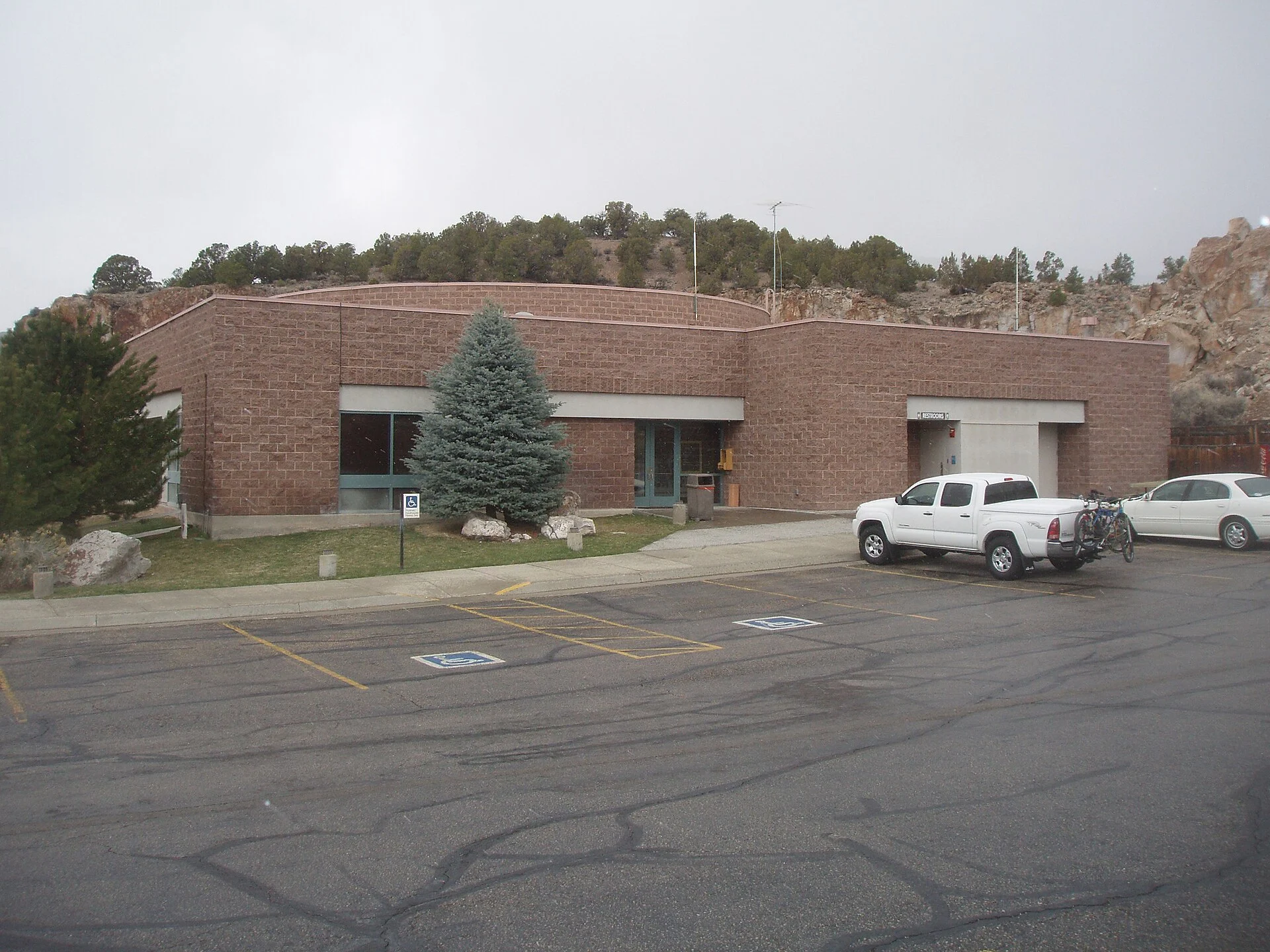 Fremont Indian State Park and Museum