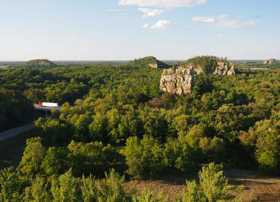 Mill Bluff State Park (Wisconsin)