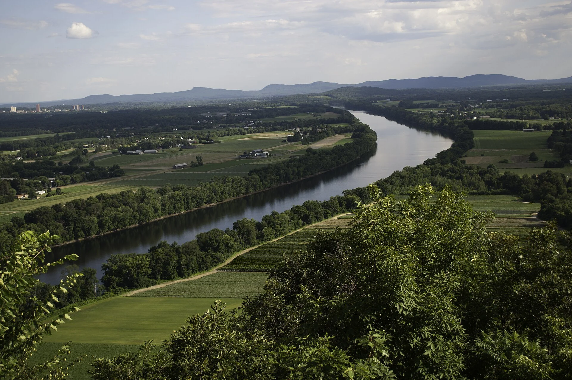 Mount Sugarloaf State Reservation
