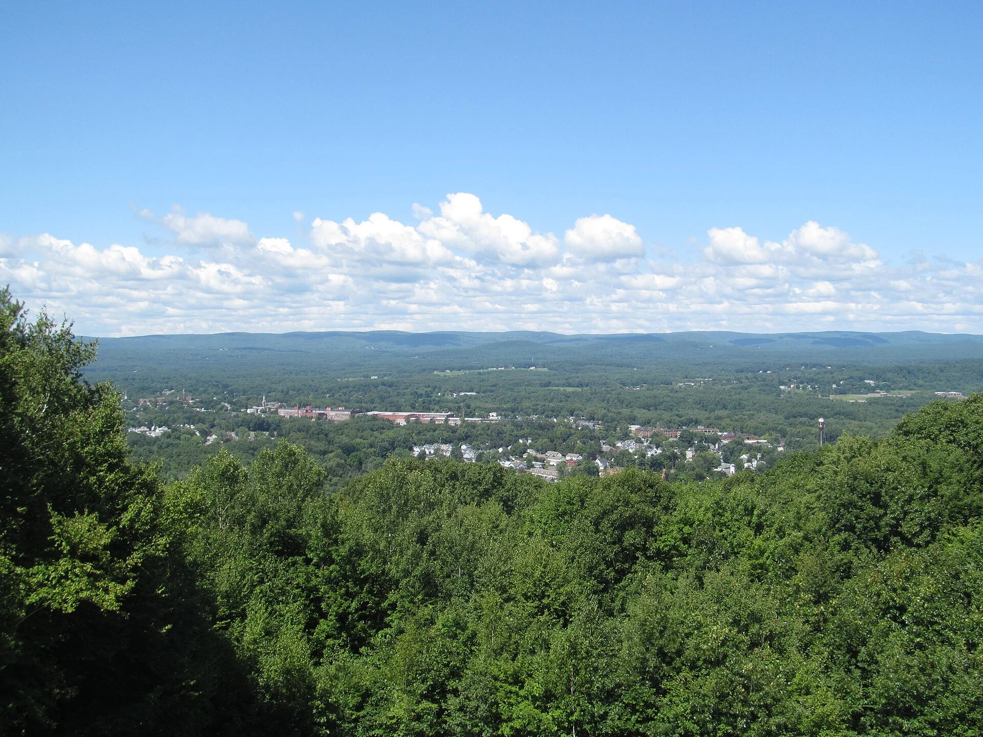 Mount Tom State Reservation