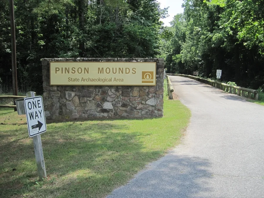 Pinson Mounds State Archaeological Park (Tennessee)