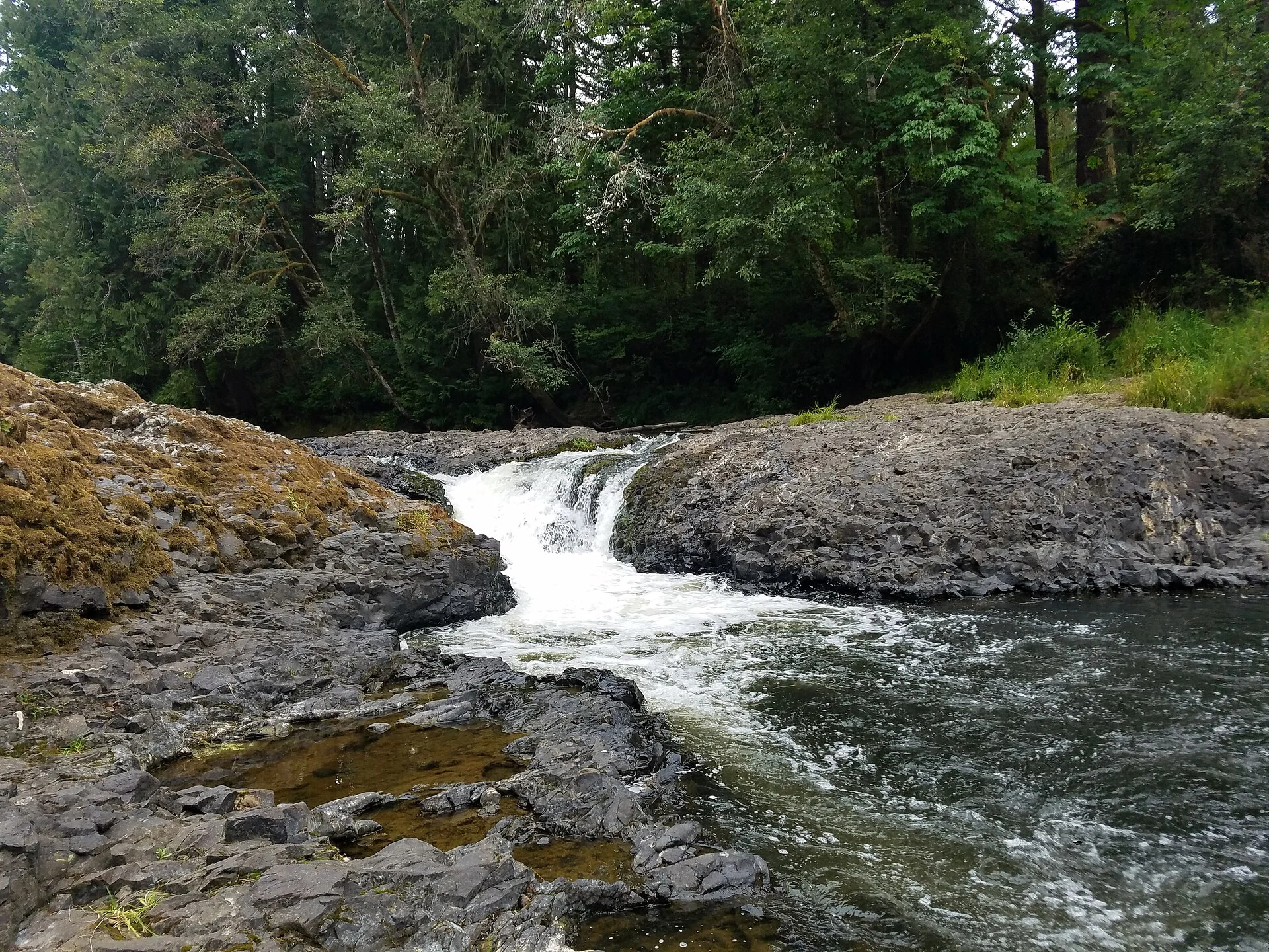 Rainbow Falls State Park